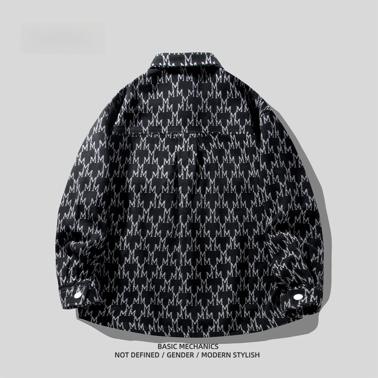 秋用 メンズデニムシャツ：ゆったりシルエットとジャカード柄のシンプルファッションガイド