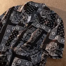 レトロデザインのカシュクール柄半袖シャツ【ユニセックス・ハワイアンスタイル】