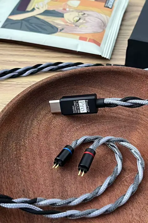 ハイファイ級USBデコードイヤホン用アップグレードケーブル【極上の音質・ミニサイズ】
