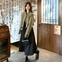 上品なデザインのスーツスタイルワンピース【女性用・春秋適用・セットアップ対応】