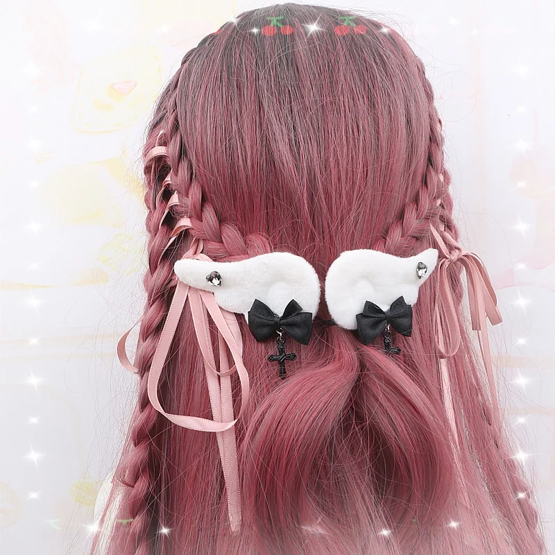 スキンヘッド おしゃれに合うアクセサリーは？今こそ注目すべき「Y2K風デザインのペンダントとヘアクリップ」