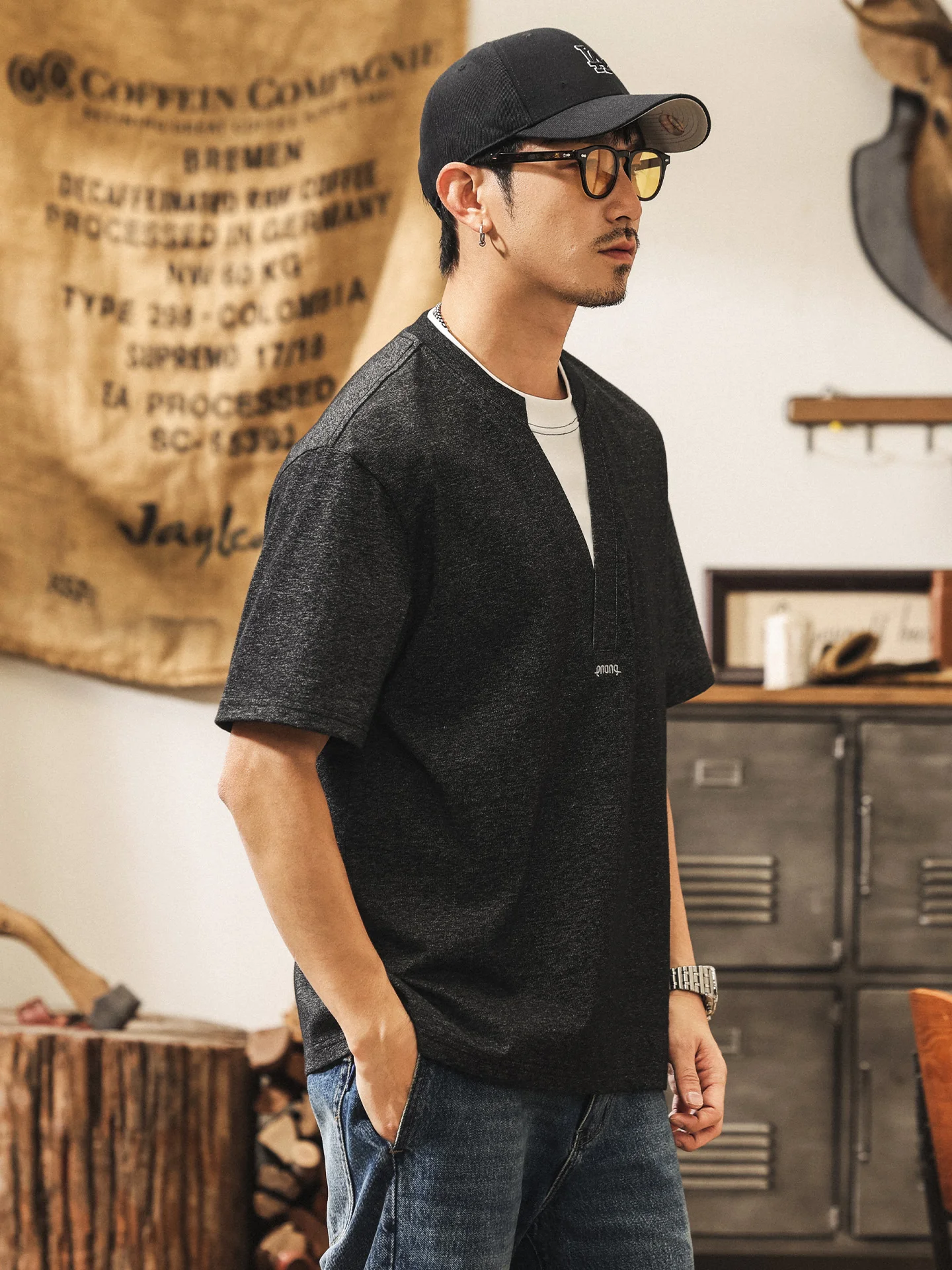 トレーナー tシャツ 重ね着 どうしておすすめ？アメリカンビンテージ風のVネックTシャツが解決する3つの理由