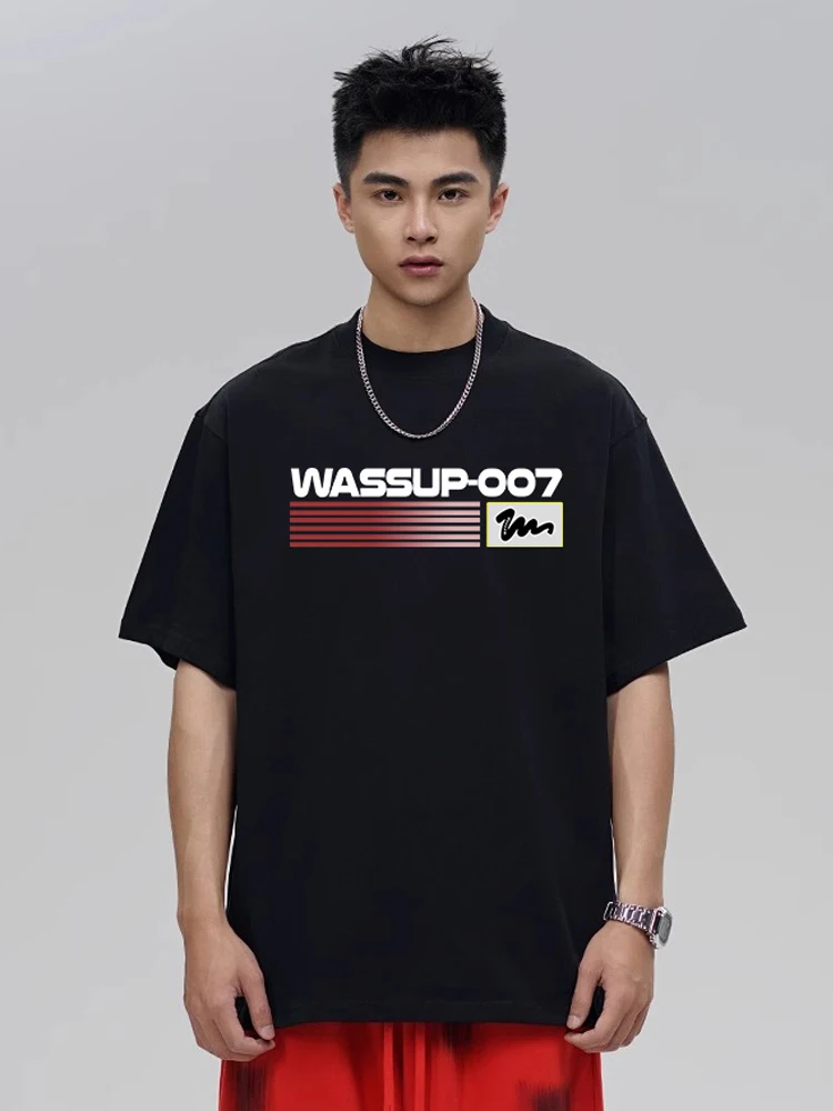 10代の男子が選ぶ人気ブランドTシャツは？美式風の涼感Tシャツが今、大学生の日常に登場！