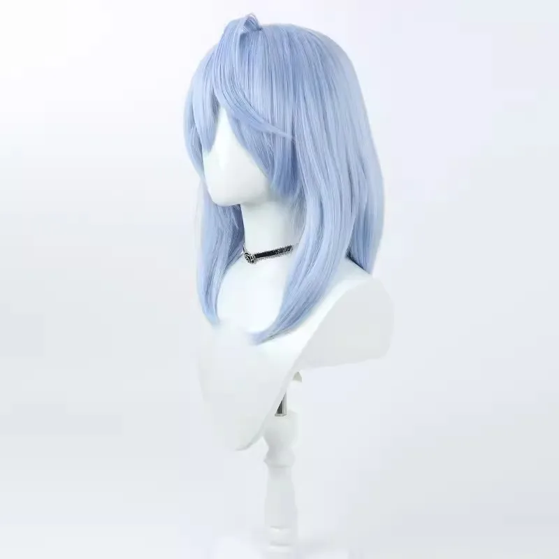 くせ毛と前髪の雨の日のケアに最適なコスプレ用ブルーウィッグの実用性
