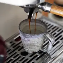 手作りの大きなカップ【柴焼き・化粧水にも最適】（セットアップ対応）