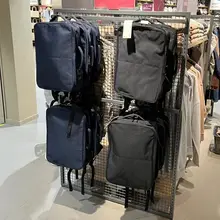 2WAYデザインの防水バックパック【シンプル・学生用・旅行対応】