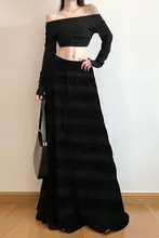 ブラックベルベットのハイウエストタイトスカート【冬用・ウエストゴム・Aライン・シンプルデザイン】