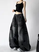 トレンド感漂う黒デニムパンツ【ワイドレッグ・ゆったりしたシルエット・春夏向け】