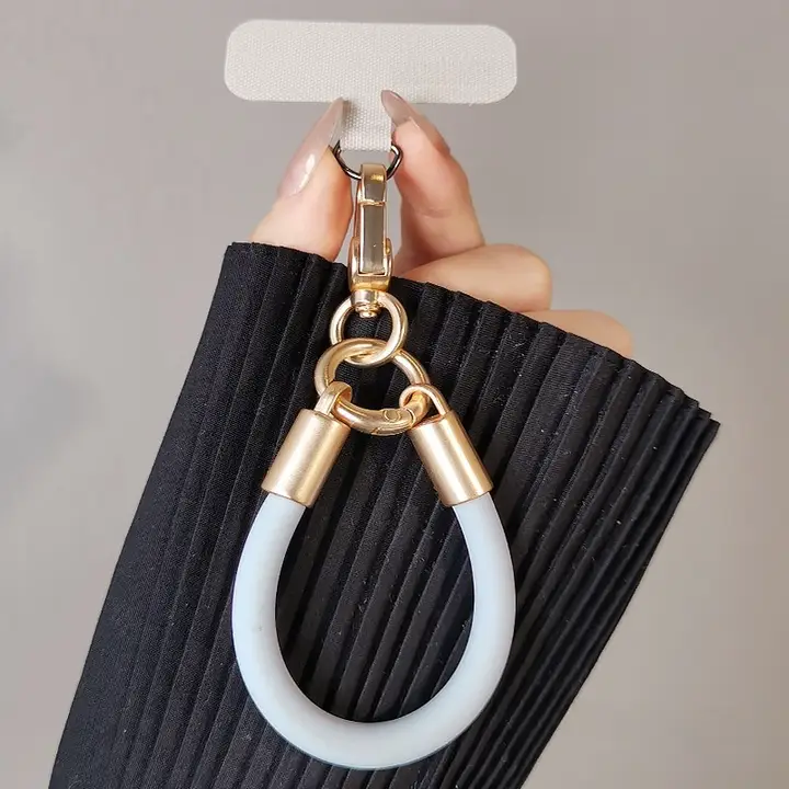 ミニサイズのスマホ用ストラップ【リング付き・携帯便利・アウトドア用・シリコン製・落下防止】