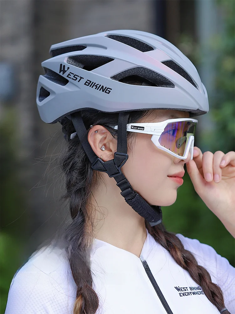 ロードバイク ヘルメット かっこいい おすすめは？女性ライダーに最適な通気性とカラーチェンジ機能が魅力のワンピース型ヘルメット