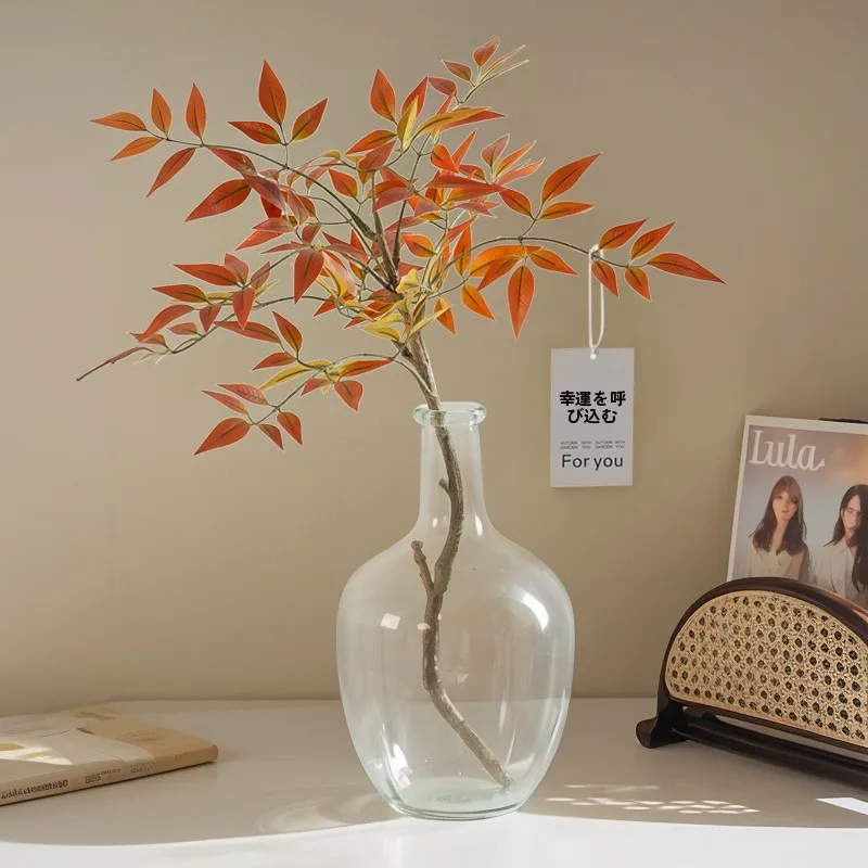 韓国インテリアを再現｜カフェ風部屋の作り方 - 南天竹のフェイクグリーン植栽によるインテリアデザイン