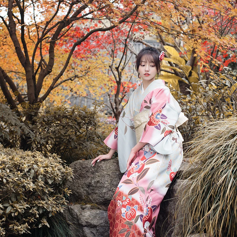綺麗めストリートで写真を撮るなら、どんな和服がおすすめ？