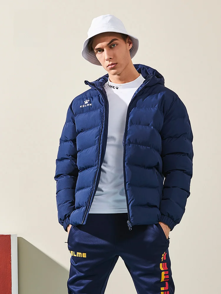 ショートコート メンズはどんな風に選ぶ？KELMEの連帽ショートコートが冬の日常を救う理由