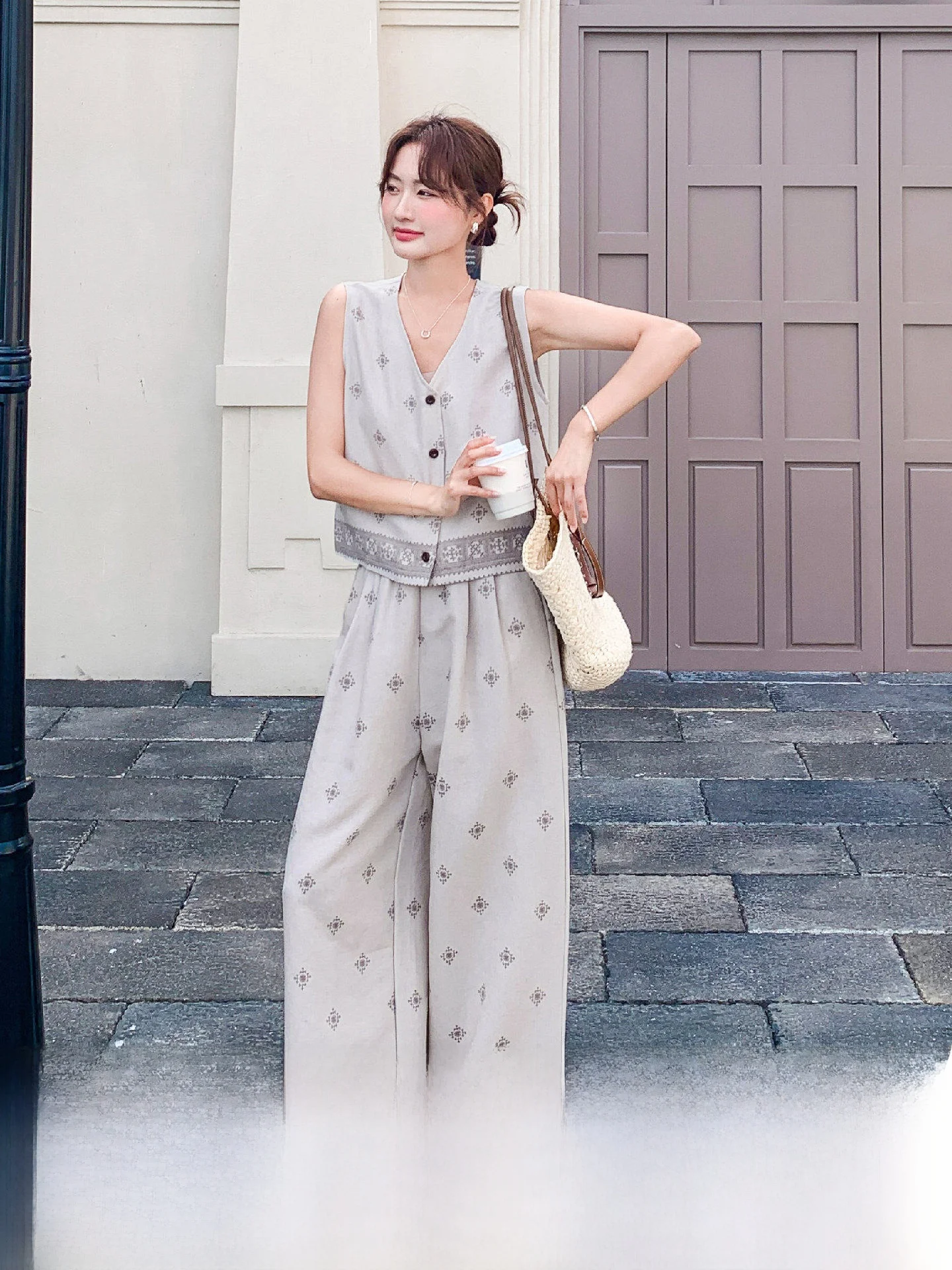 40代の女性が「モテる」春ファッションは、これで決める？