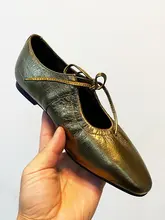 手作りの羊皮革製レトロフレンチスタイルマリージェーンシューズ【金銀色・低ヒール・ひも付き・プリーツデザイン】