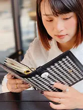 ヘプバーン風チェック柄ウール混手帳【黒白・真皮・A5サイズ・活頁式】