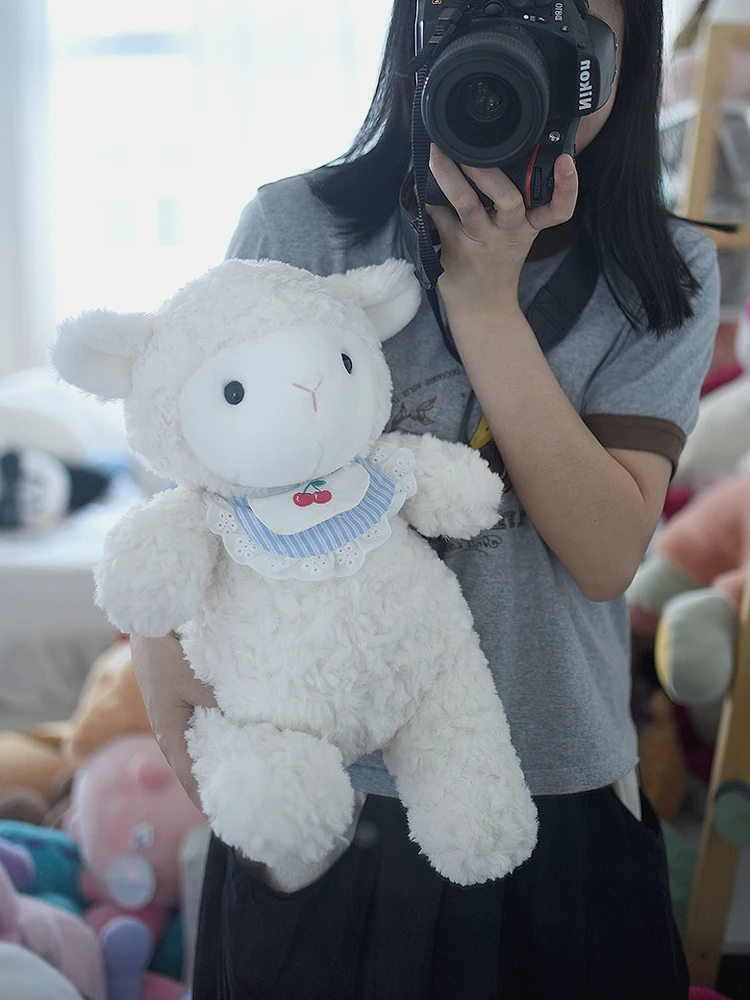 春日幼稚園のクマと羊の毛布玩具：かわいいデザインでギフトに最適なピンクのブタ