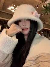 かわいいチェリーラビットファーバケットハット女性用 2025