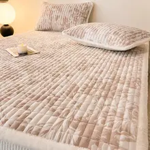 冬用ミルクベルベットマット【厚手・保温・コーラルフリース製・家庭用】