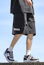 軽やかで快適！氷絲素材のメンズワークショートパンツ【夏用・ゆったりストレートシルエット】