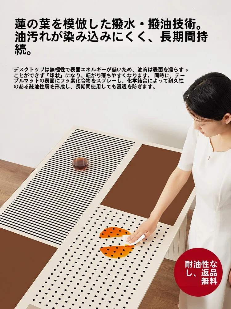 6畳ダイニングキッチンにぴったり？厚手耐熱テーブルマットが解決する「テーブルの悩み」は？