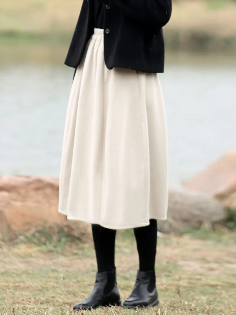 大人可愛い服 50代コーデに最適なAラインウール製フレアスカート