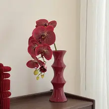 赤いデザインの胡蝶蘭造花【リビングエントランス用・高級感あふれるディスプレイ】