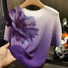 グラデーションバットウィング袖デザインのトップス【円形ネック・くしゅくしゅ加工・したシルエッ ト・短袖】