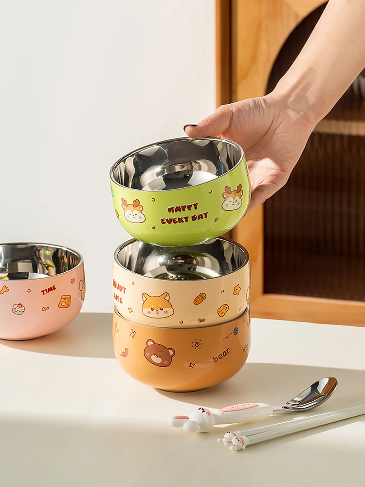 子供の食器をすくいやすいようにするには、どんなボウルがおすすめ？