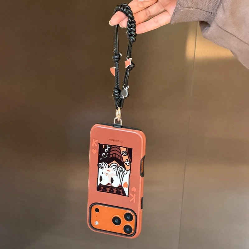 iPhone14 手帳型ケース かわいい：ストラップ付きのPC素材ケースの実用性とデザイン解析