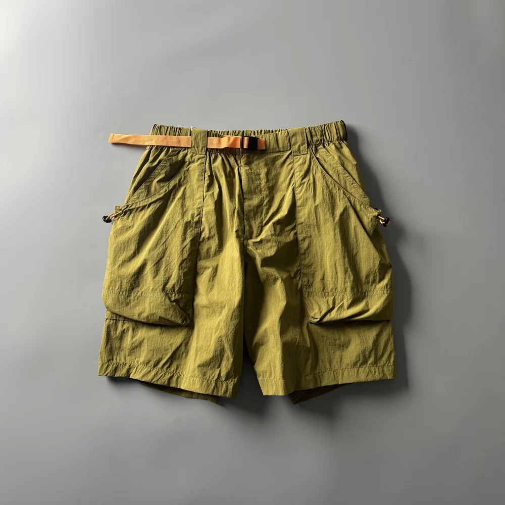 アウトドア系の夏用ショートパンツは、どう選ぶ？