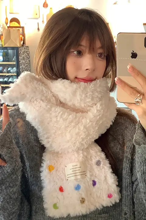 極上の柔らかさ カラフルボタン付きフリースマフラー【秋冬用・学生向け・保温性】