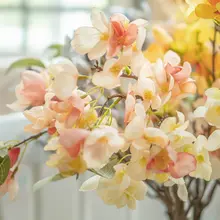 リアルな野生さくらの花 スズランの花 室内装飾 結婚式の花材 ヴィンテージ森林スタイル
