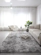 女の子向けプリンセスルーム用ベッドサイドカーペット【猫・犬用・毛足の長いデザイン】