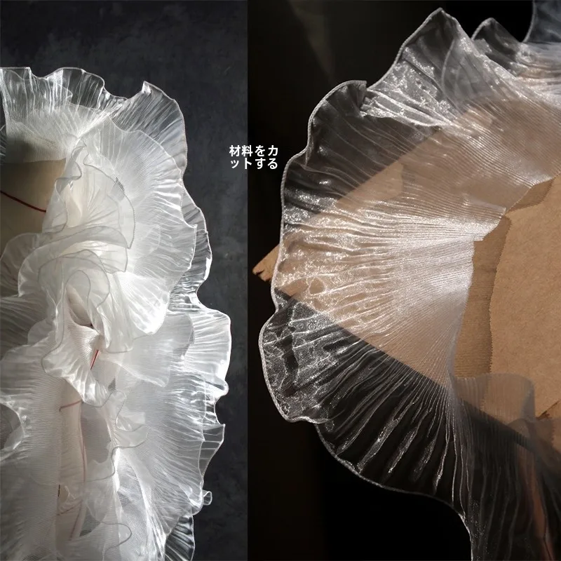 透け感のあるチュール生地フリルデザインは、ファッションにどう活用されるのか