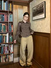 チェック柄のレディースシャツ【短丈・長袖・フィットデザイン】