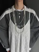 秋冬向けレトロ風カラーブロッキング長袖トップスとレースキャミワンピース（セットアップ対応）