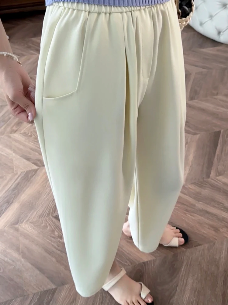 カーゴパンツ メンズ コーデ 完全ガイド｜ドレープ感とスーツスタイルのバランス