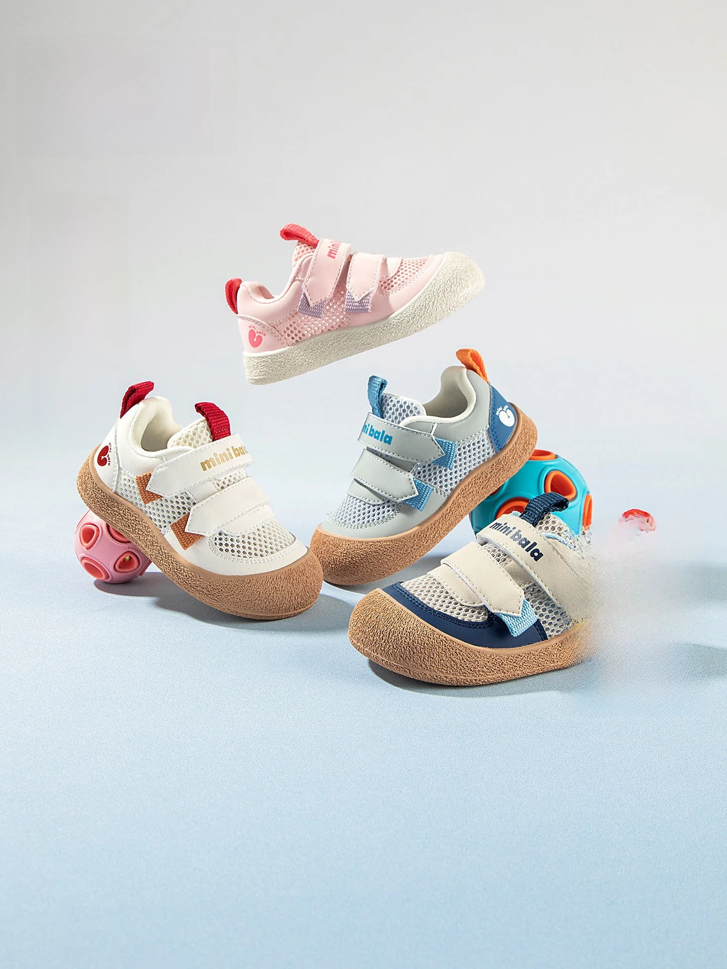 2歳の足のサイズ15cmでどの靴がおすすめ？通気性と軽さがポイントのミニバラシューズを徹底解説
