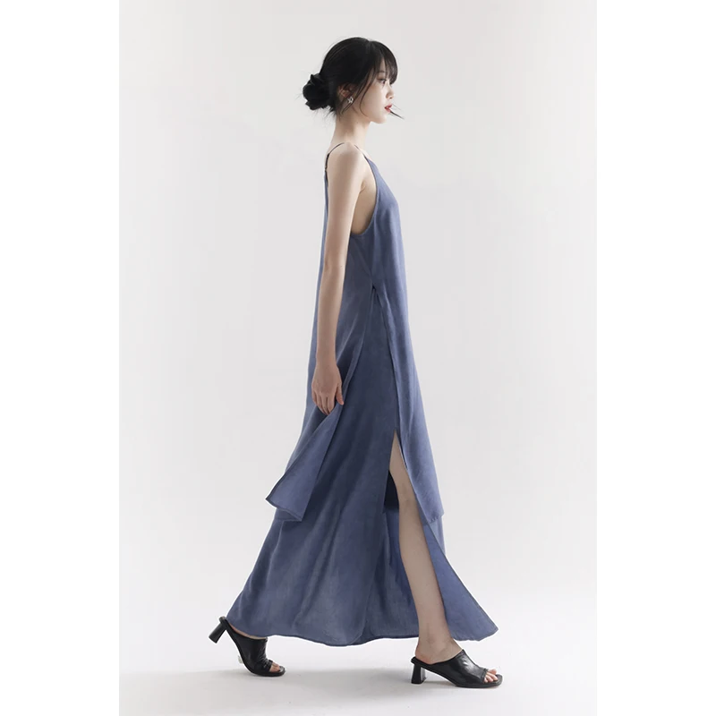 喫茶店で着る服ってどう選ぶ？水洗ブルーのセットアップが解決する3つの悩み