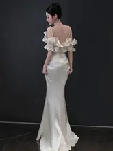 白色のイブニングドレス【フィッシュテールデザイン・高級感・スリム効果】