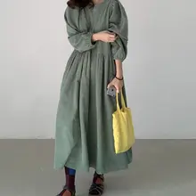 ルーズフィットのコーデュロイワンピース【裾フレア・パフスリーブ・高腰デザイン】