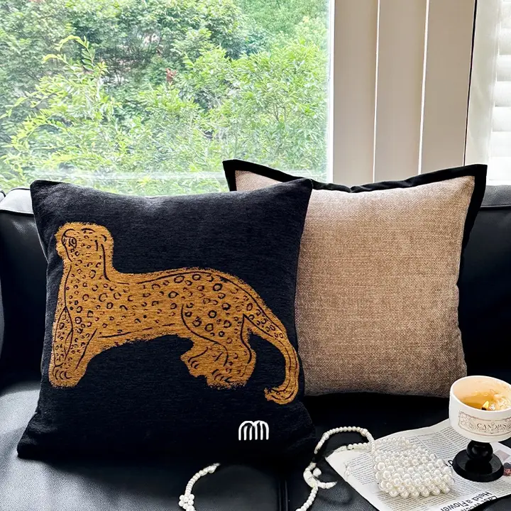 中古風アートデザインの長クッションカバー【リビング・ソファ用・クッション付き】