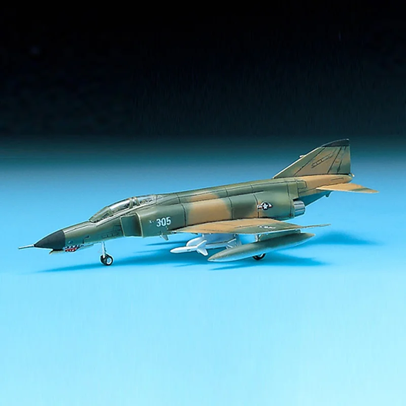 おもちゃ飛行機を選ぶときに迷う？F4E戦闘機モデルが本当におすすめなのか？