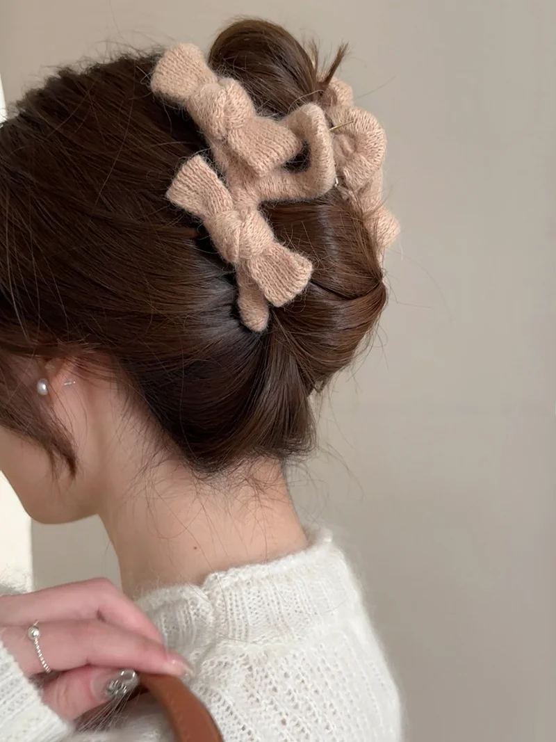 大サイズ毛糸リボンヘアクリップ：日韓風女性用後頭部留め具の実用性と選定基準