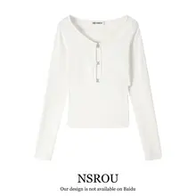 個性的なフィット感！白いニットカーディガンと長袖Tシャツ【春秋用・レディース・カジュアル】（セットアップ対応）