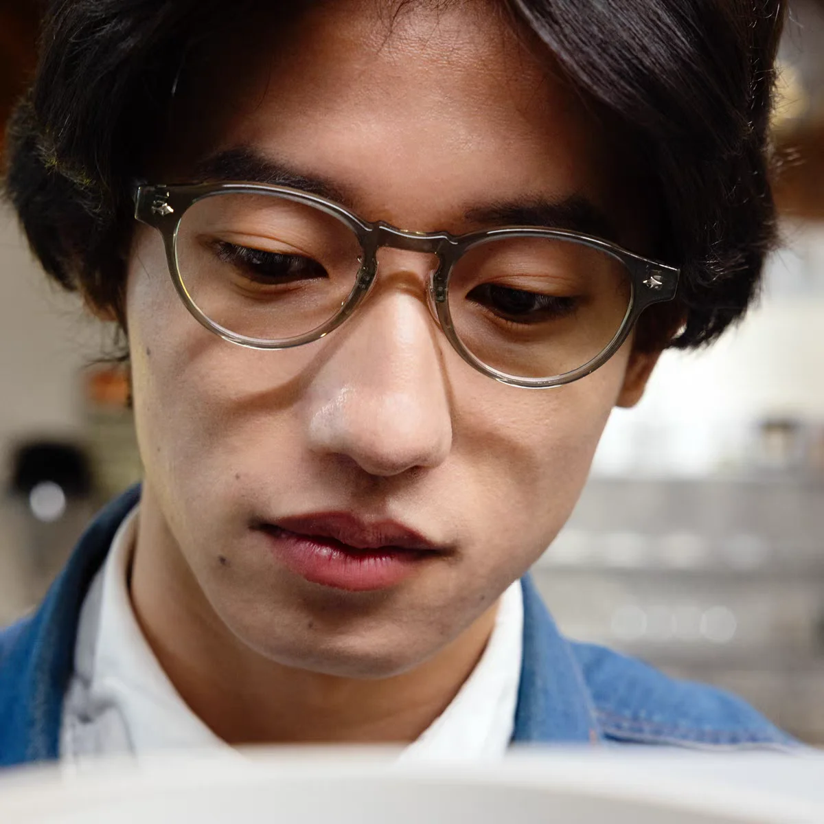 目が疲れないメガネを選ぶときに、見た目と機能のバランスは？