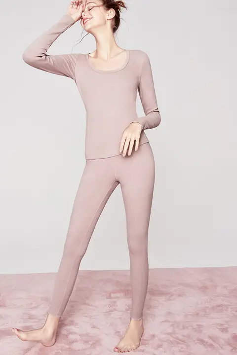 極上の柔らかさの保温インナーウェア【女性用・厚手・秋冬用・無痕】（セットアップ対応）