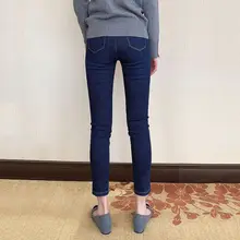 深い青のハイウエスト九分丈スキニーデニムパンツ【レディース・フィット感良好・ミニブランド】