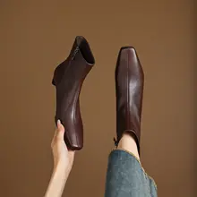 女性用 低ヒールショートブーツ【四角トゥ・マーチンブーツ・通勤・春秋向け】